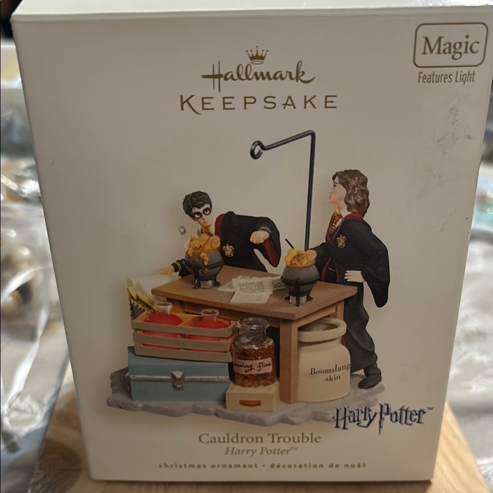 Hallmark Keepsake Harry Potter Cauldron Trouble Ornament